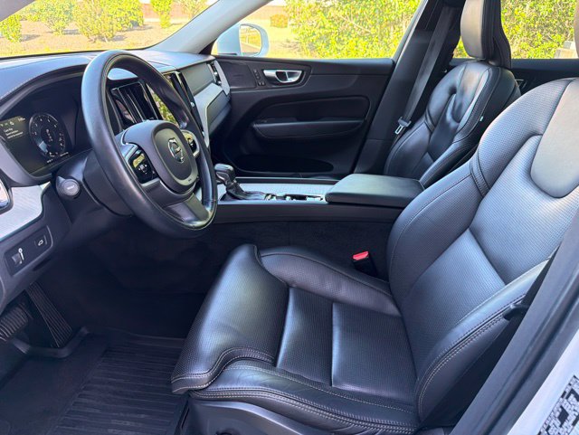 Used 2021 Volvo XC60 T5 Inscription AWD/4WD image 18