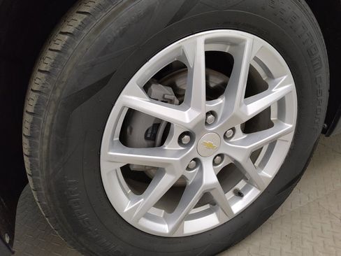 Used 2022 Chevrolet Equinox LS FWD image 31