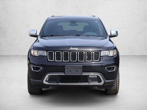 Used 2017 Jeep Grand Cherokee Limited AWD/4WD image 2