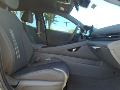New 2026 Hyundai Elantra Sport FWD image 7
