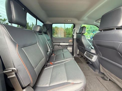 Used 2024 Ford F250 Lariat w/ Sport Appearance Package AWD/4WD image 31