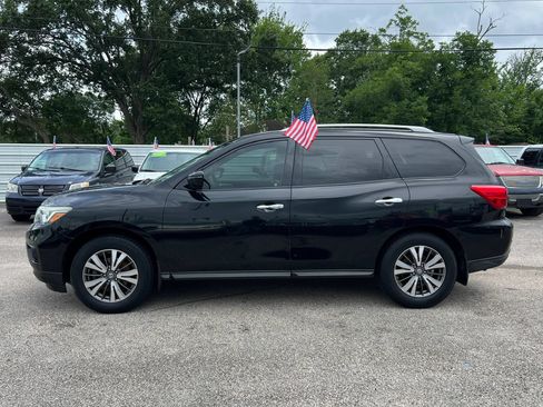 Used 2017 Nissan Pathfinder S FWD image 9
