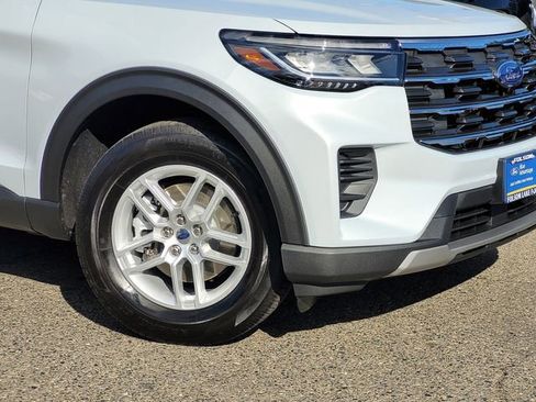 Certified 2025 Ford Explorer Active image 6