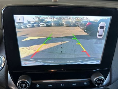 Used 2019 Ford EcoSport SE w/ SE Convenience Package image 22