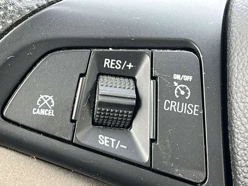 Used 2016 Chevrolet Sonic LT image 27