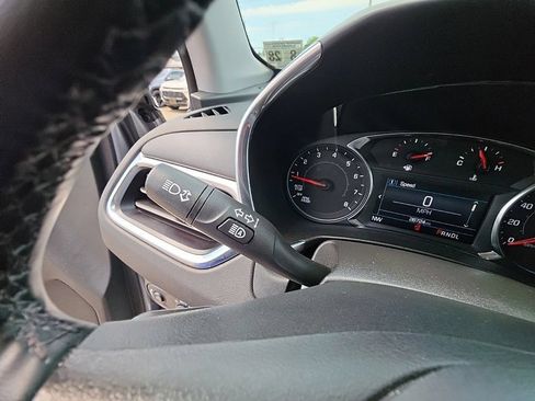 Used 2023 Chevrolet Equinox LT AWD/4WD image 19