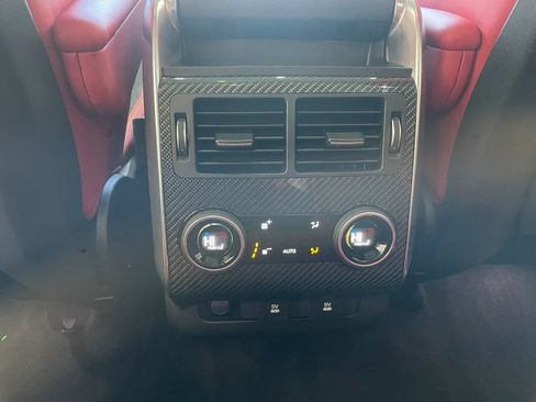 Used 2021 Land Rover Range Rover Sport HST image 19