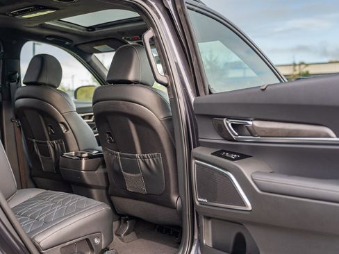 New 2025 Kia Telluride SX Prestige X-Line AWD/4WD image 11