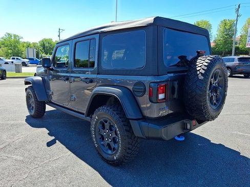 Used 2023 Jeep Wrangler Unlimited w/ 8.4" Radio Group AWD/4WD image 4