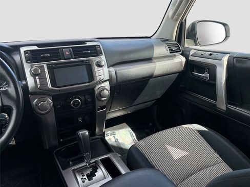 Used 2014 Toyota 4Runner SR5 Premium image 23
