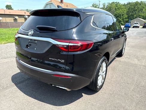 Used 2018 Buick Enclave Premium w/ Experience Buick Package image 6