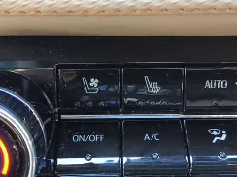 Used 2025 Chevrolet Equinox ACTIV w/ Convenience Package III image 51