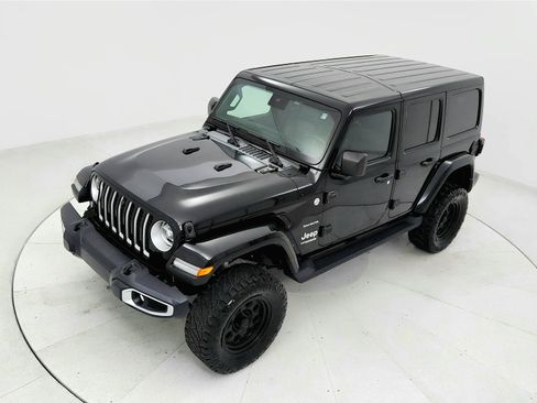 Used 2021 Jeep Wrangler Unlimited Sahara AWD/4WD image 13