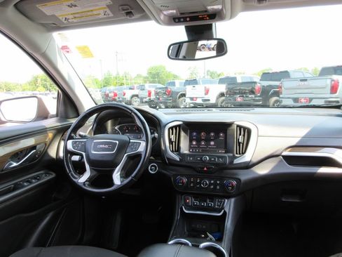 Used 2020 GMC Terrain SLE w/ Driver Convenience Package FWD image 22