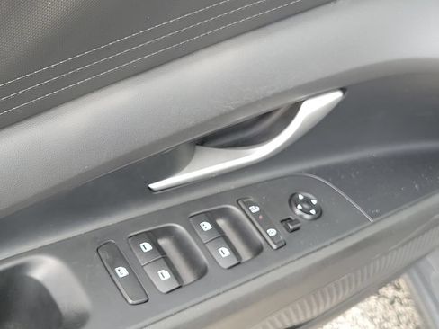 Used 2024 Hyundai Elantra SEL FWD image 24