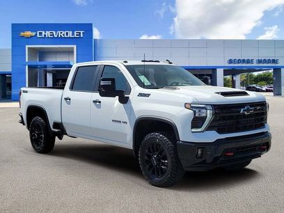New 2026 Chevrolet Silverado 2500 LT w/ Trail Boss Package