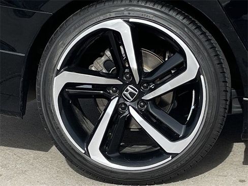 Certified 2022 Honda Accord Sport image 9