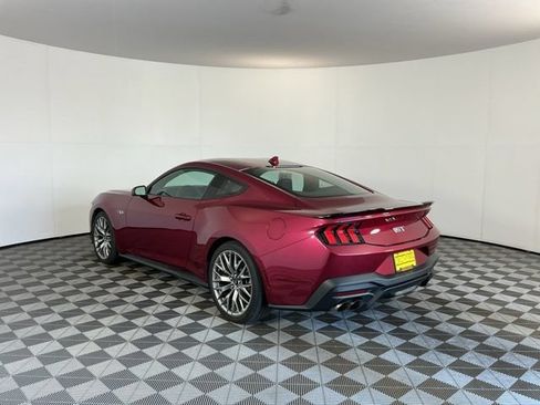 Used 2025 Ford Mustang GT Premium RWD image 7