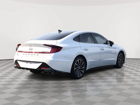 Used 2022 Hyundai Sonata Limited FWD image 7