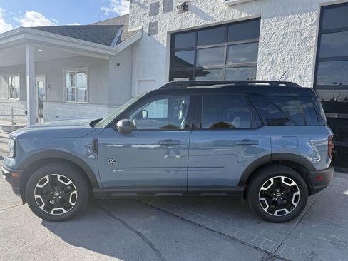 Used 2022 Ford Bronco Sport Outer Banks w/ Tech Package AWD/4WD image 12