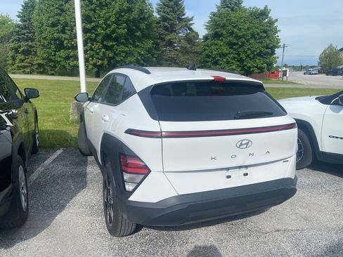 Used 2025 Hyundai Kona SEL AWD/4WD image 4