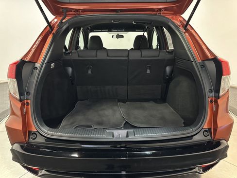 Used 2019 Honda HR-V Sport image 32