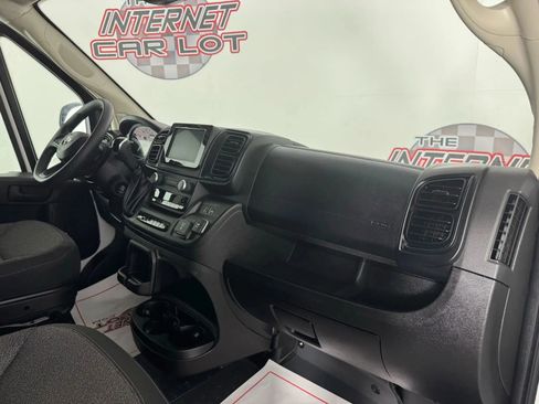 Used 2024 RAM ProMaster 1500 w/ Convenience Group FWD image 12