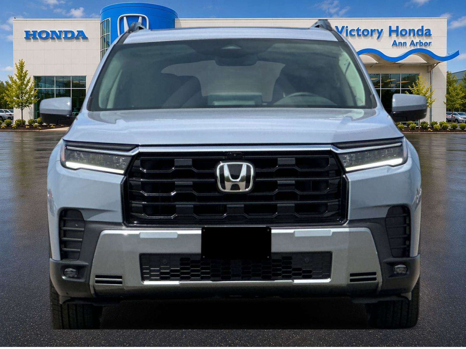 New 2026 Honda Pilot Touring image 2