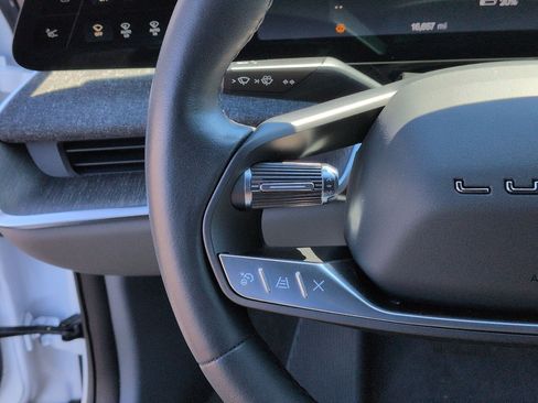 Used 2024 Lucid Air Touring AWD/4WD image 19