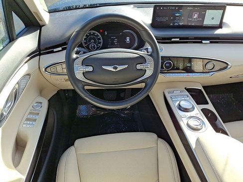 Used 2025 Genesis GV70 2.5T image 21
