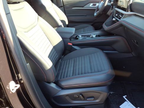 New 2026 Ford Explorer ST-Line w/ ST-Line Street Pack AWD/4WD image 8