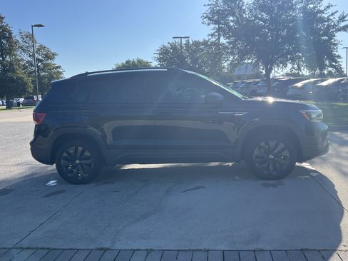 Used 2024 Volkswagen Taos S FWD image 10