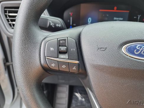 Used 2025 Ford Escape Active AWD/4WD image 18