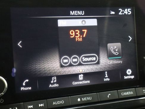 Used 2024 Nissan Pathfinder SV image 33