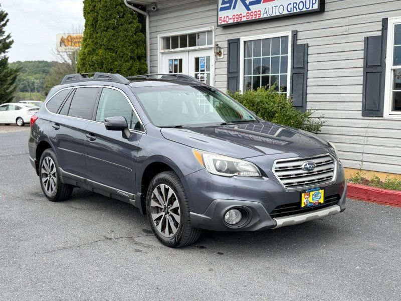 Used 2017 Subaru Outback 2.5i Limited AWD/4WD image 4