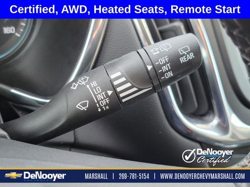 Used 2023 Chevrolet Equinox LT AWD/4WD image 16