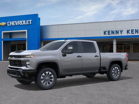 New 2026 Chevrolet Silverado 2500 Custom image 2