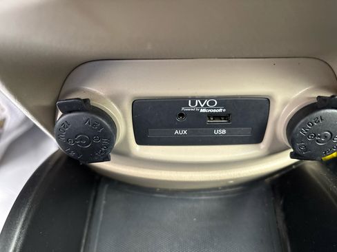 Used 2013 Kia Soul ! image 20