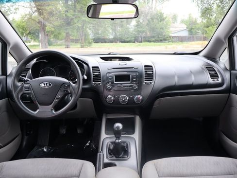 Used 2016 Kia Forte LX FWD image 16
