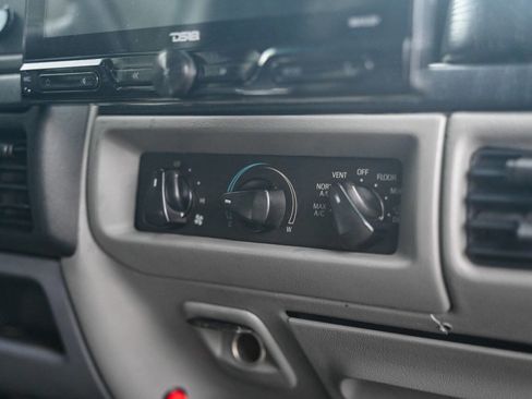 Used 1994 Ford F350 2WD SuperCab DRW image 94