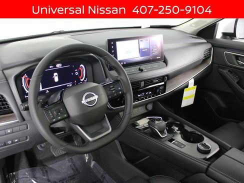 New 2026 Nissan Rogue Platinum AWD/4WD image 16