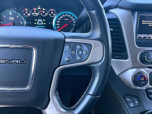 Used 2019 GMC Yukon Denali w/ Denali Ultimate Package AWD/4WD image 24