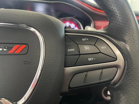 Used 2019 Dodge Challenger R/T w/ Plus Package image 30