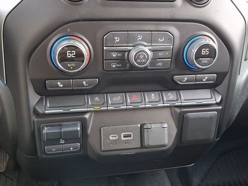 Certified 2022 Chevrolet Silverado 1500 RST AWD/4WD image 16