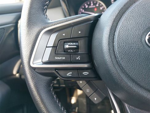 Used 2020 Subaru Outback Premium image 17