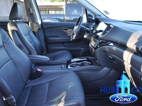 Used 2022 Honda Pilot Elite image 16