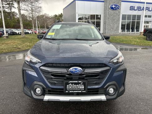Used 2023 Subaru Outback Limited AWD/4WD image 8