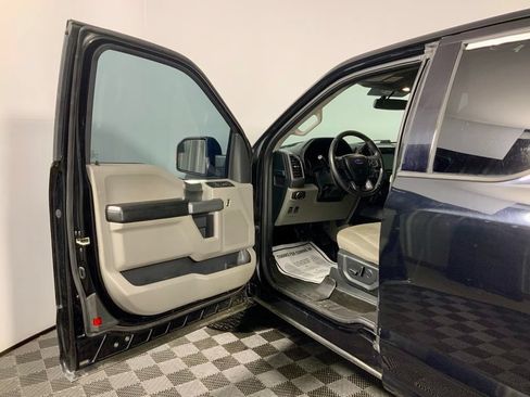 Used 2018 Ford F150 XLT w/ Equipment Group 302A Luxury AWD/4WD image 18