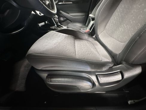 Certified 2024 Kia Seltos S image 17