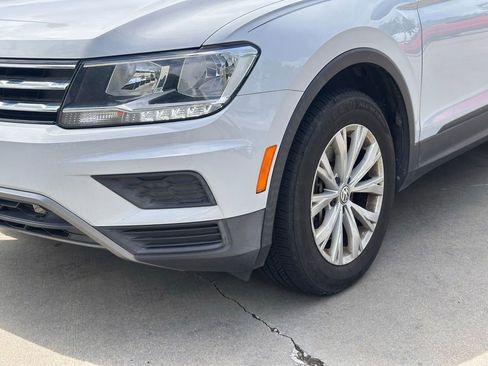 Used 2019 Volkswagen Tiguan S image 5